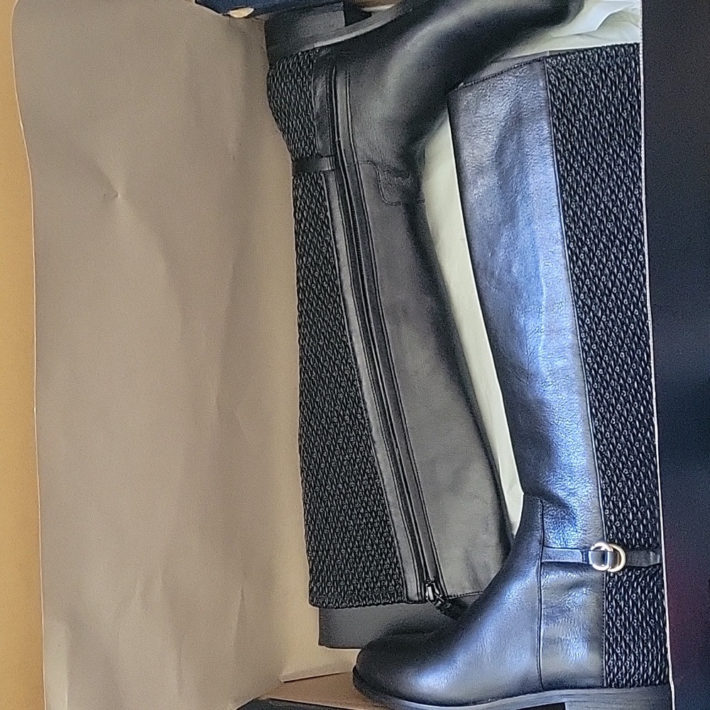 COLE HAAN RIDING BOOTS SZ 5.5M